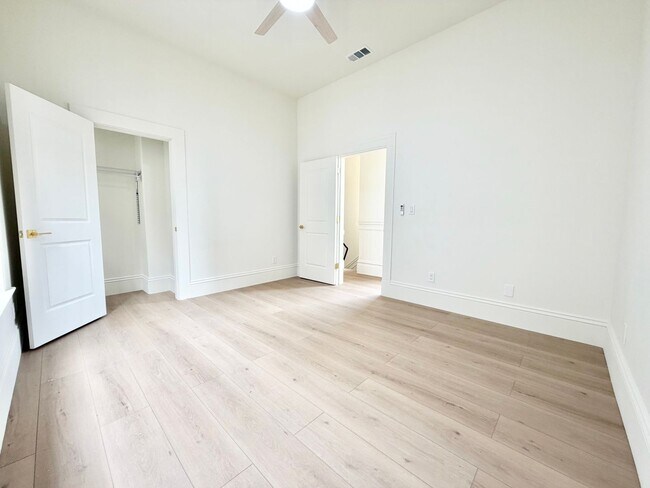 Building Photo - 937-941-941 Hayes St