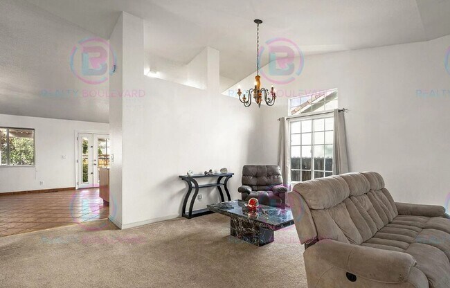 Building Photo - 3059 Creekwood Dr
