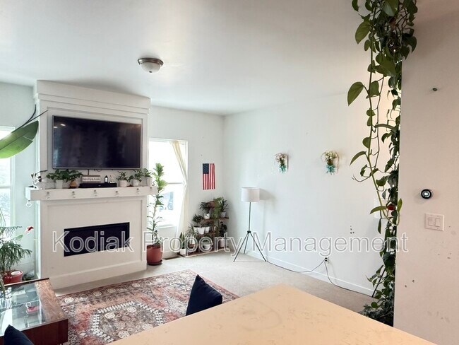 Building Photo - 5311 Canary Grass Wy