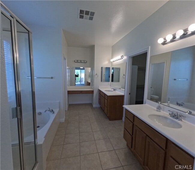 Building Photo - 34563 Wintersweet Ln