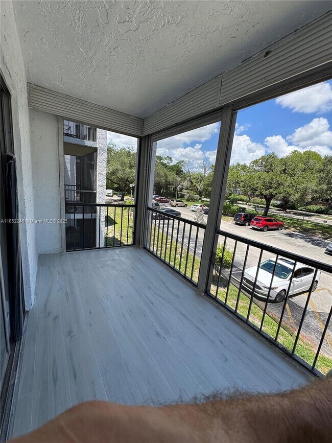 Building Photo - 3360 Spanish Moss Terrace
