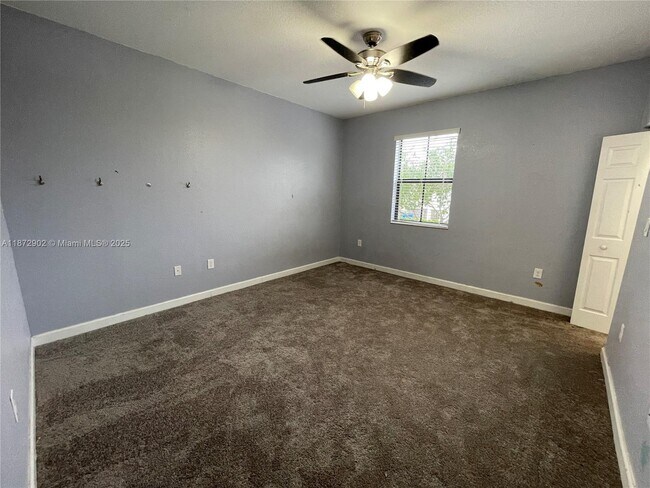Building Photo - 9244 SW 227th Ln