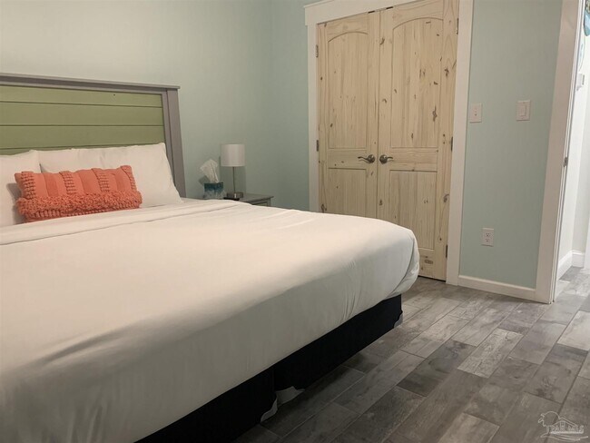 Building Photo - 2864 Villa Woods Cir