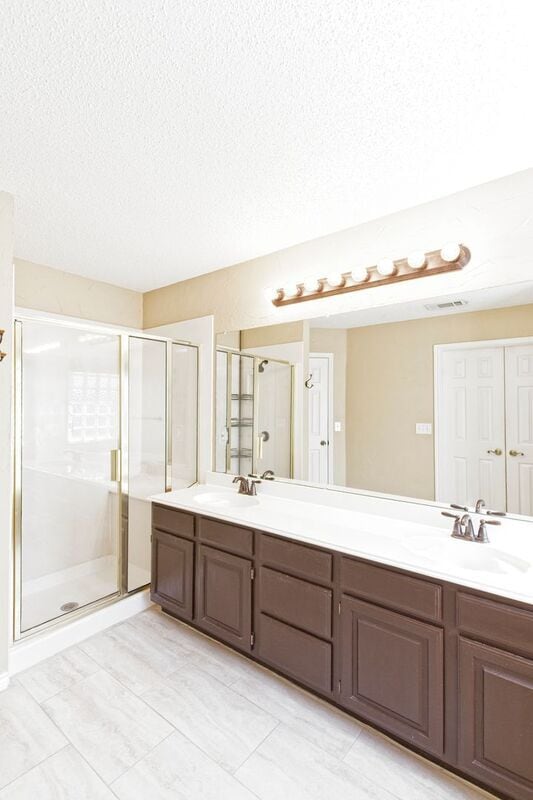 Building Photo - 10716 Trestles Rd