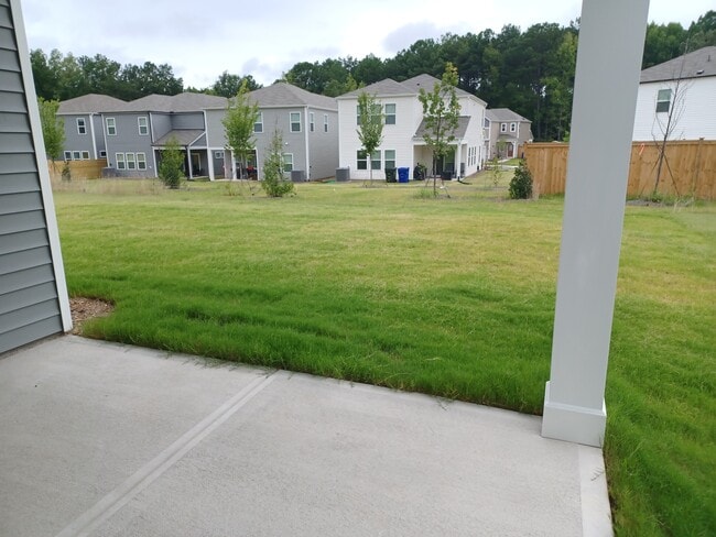 Building Photo - 1006 Depot Dr