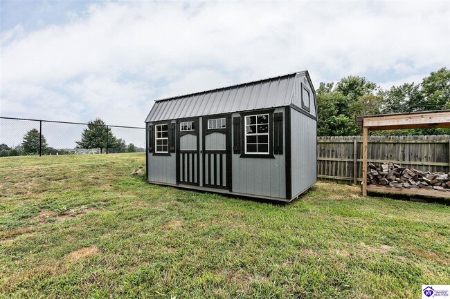 Building Photo - 705 Bon Aire Dr