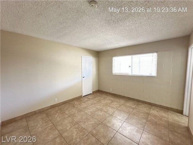 Building Photo - Cozy 4-Bedroom Home Near Las Vegas Strip with Large Yard & Covered Patio