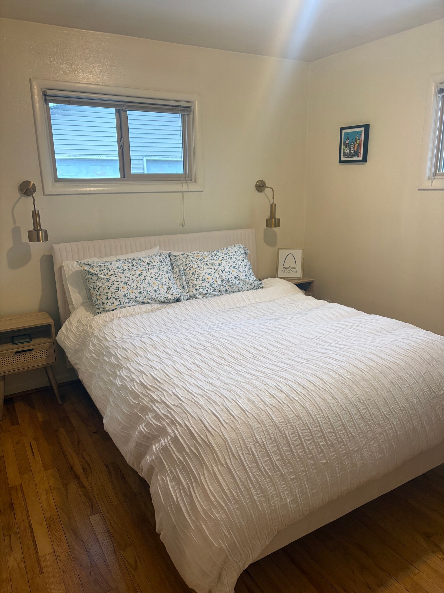 Building Photo - 822 Edgewood Pl