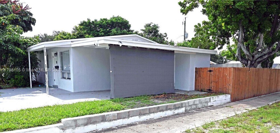 Building Photo - 6644 Raleigh St