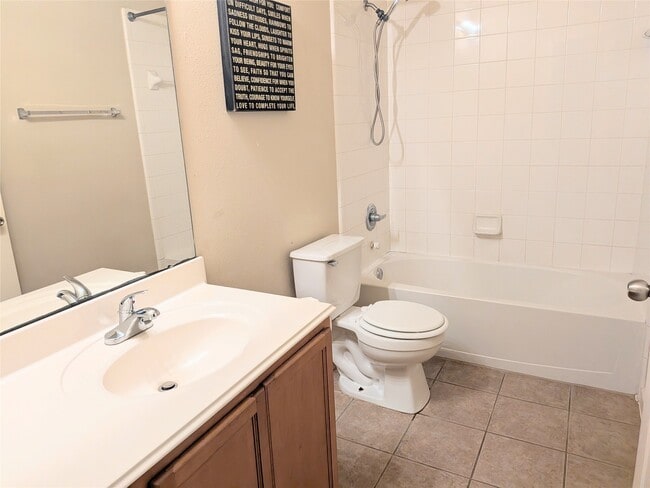 Building Photo - 4911 Spring Showers Ct