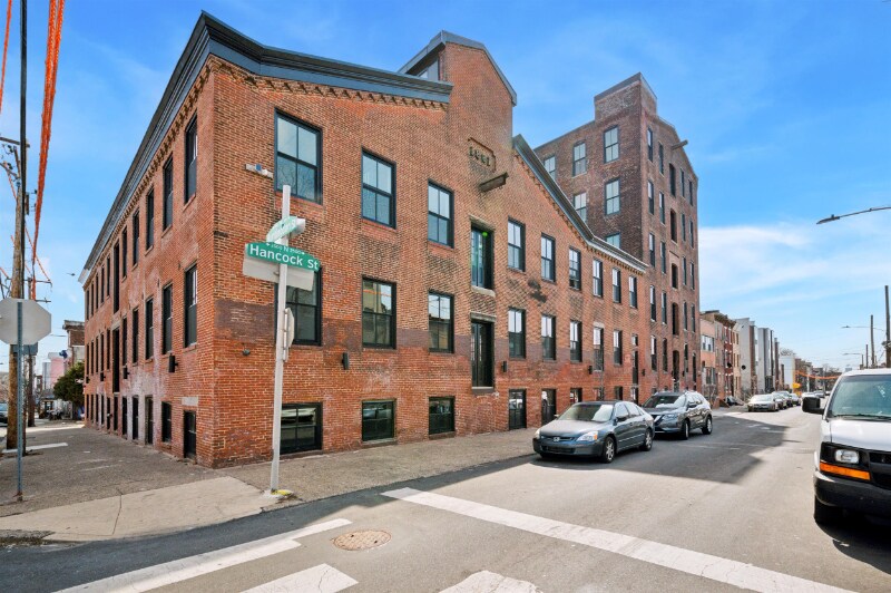 Building Photo - 2547 N Hancock St