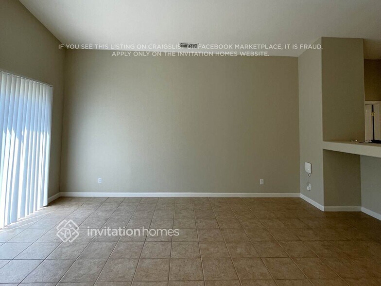 Building Photo - 395 Atlantic Dr