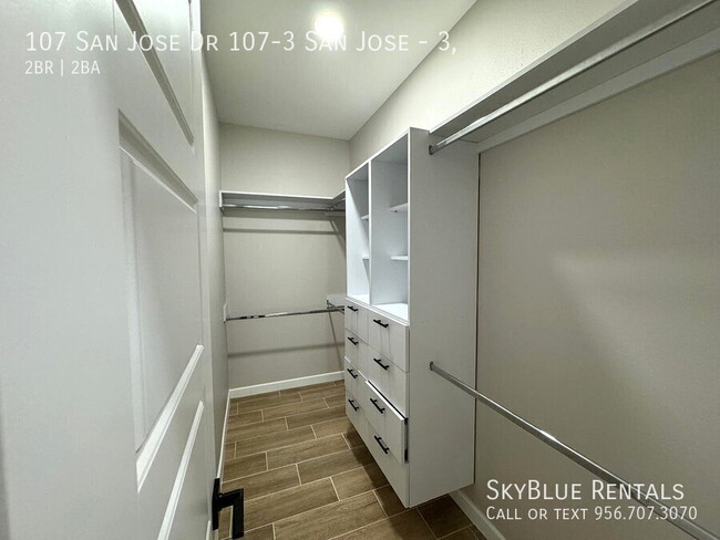 Building Photo - 107 San Jose Dr
