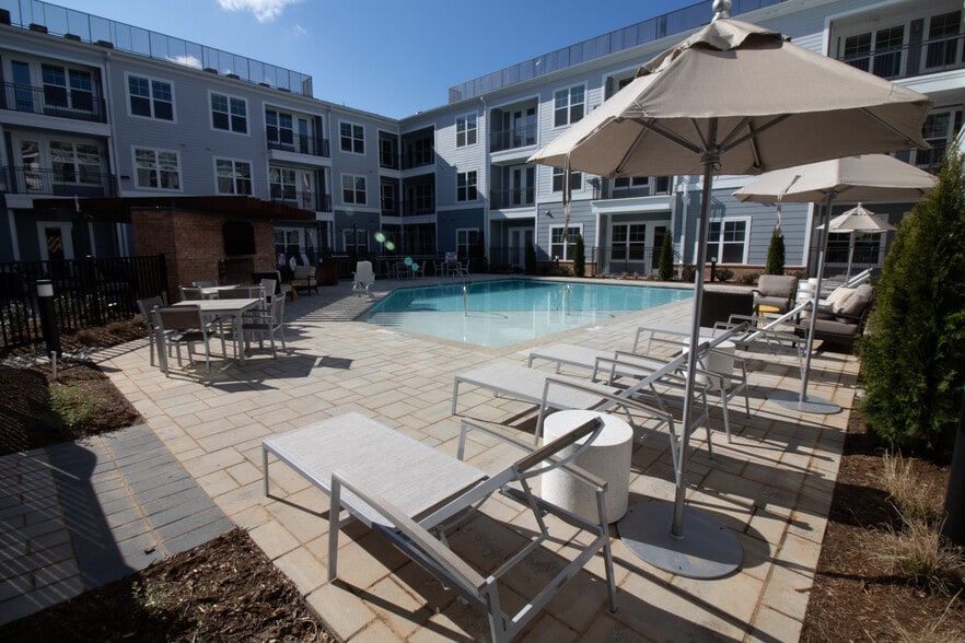 Overture Centennial 55+ Active Adult Apart... Raleigh, NC Apartment