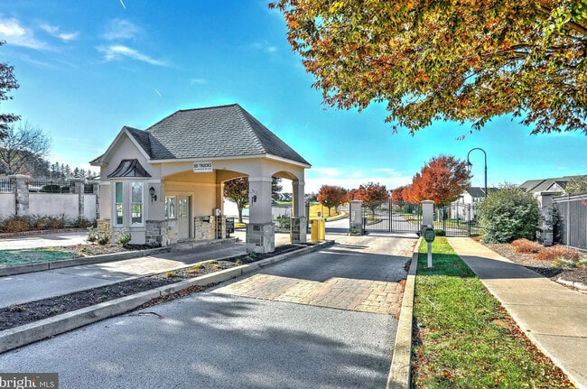 Building Photo - 1438 Copper Beech Dr