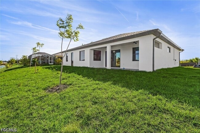 Building Photo - 417 SW 23rd Terrace