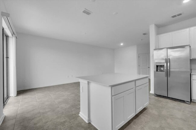 Building Photo - 3157 Laurent Lp