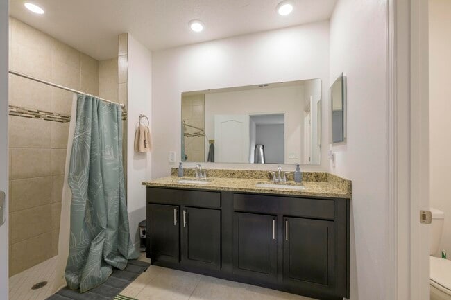 Building Photo - 4042 SW Jaqust St