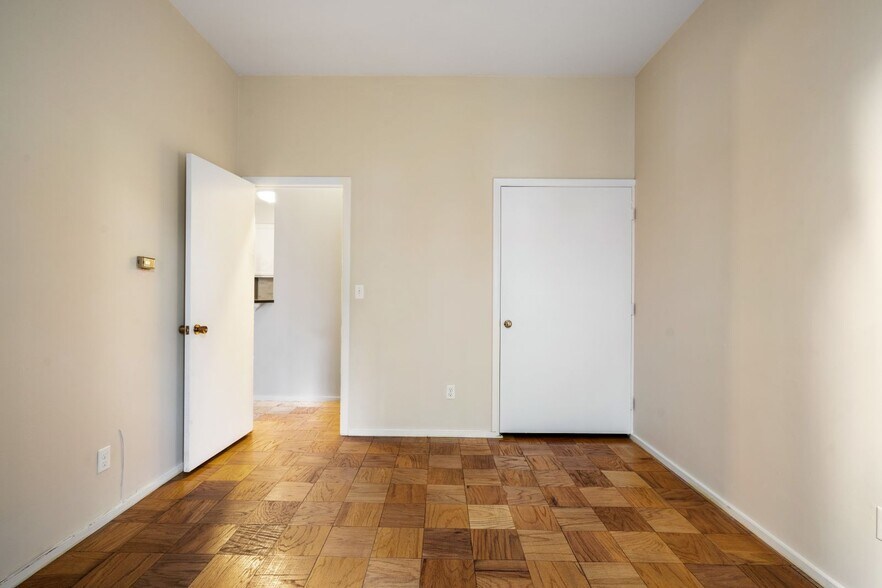 Building Photo - 27 Bowdoin St