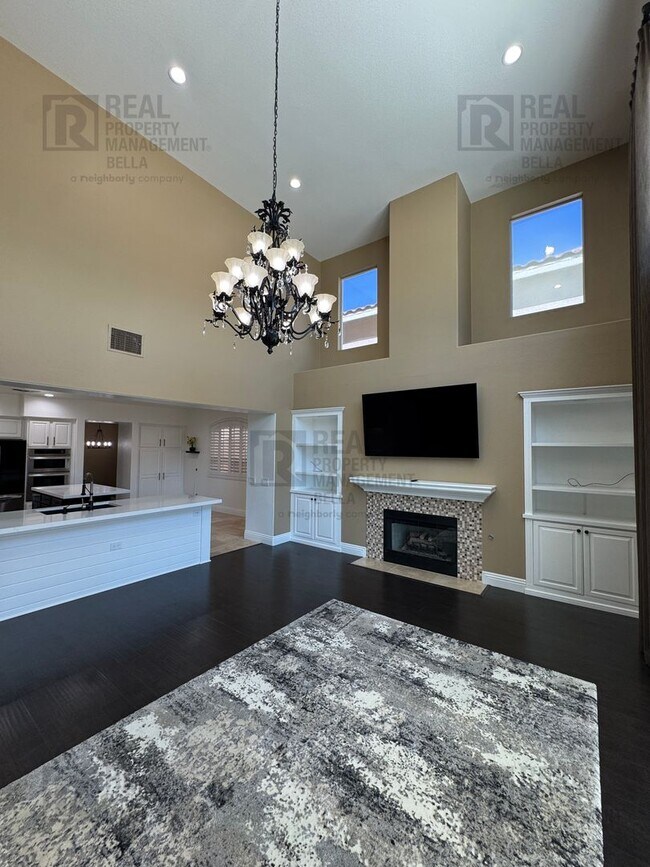 Building Photo - Spacious Murrieta Home with Pool, Spa, Firepit & Backyard Entertaining