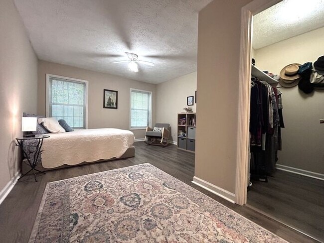 Building Photo - North Druid Hills Hidden Gem! 2 Bed - 2 Bath Near Emory, Available Late July!