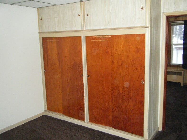 Building Photo - 504 W Boyd St