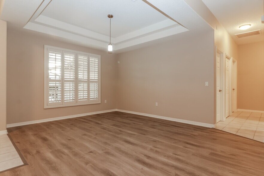 Building Photo - 4806 Spring Side Dr