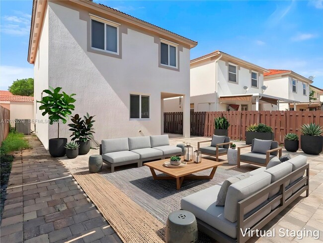 Building Photo - 15392 SW 25th Terrace