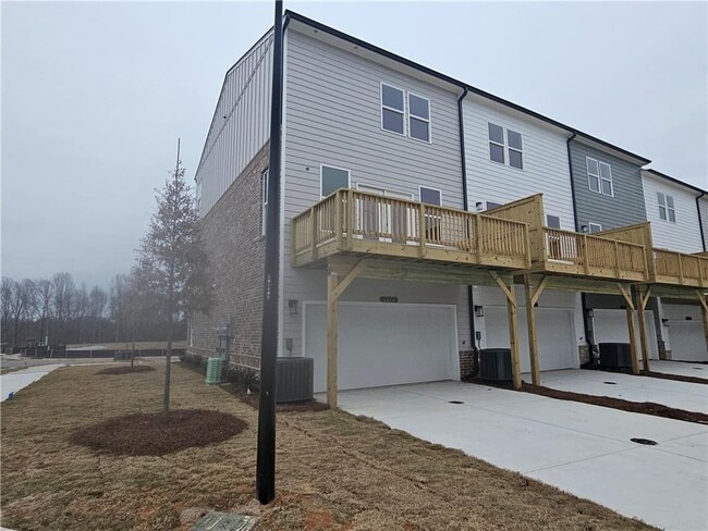 Building Photo - 2859 Beacon Cove