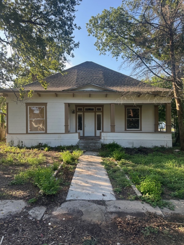 Building Photo - 802 E Limestone St