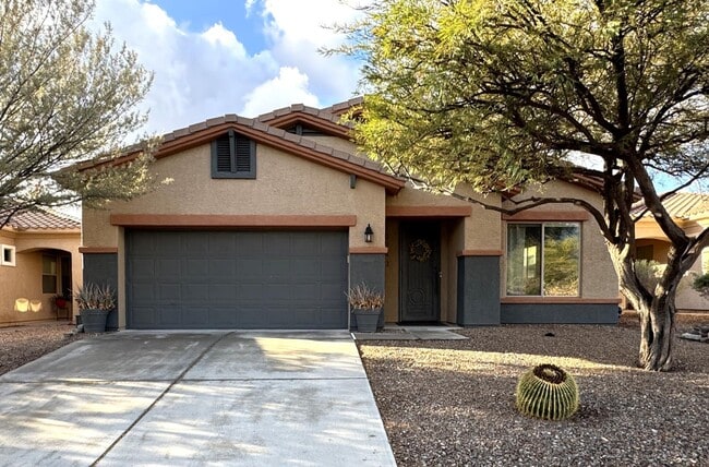 Building Photo - 13743 N High Mountain View Pl