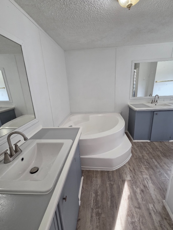 Building Photo - 401 Vista Ave