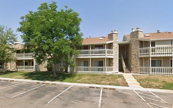 Building Photo - Charming 2BR/2BA Condo Near Lowry - AVAIL NOW!