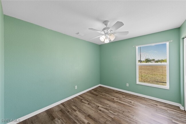 Building Photo - 841 SE 8th Terrace