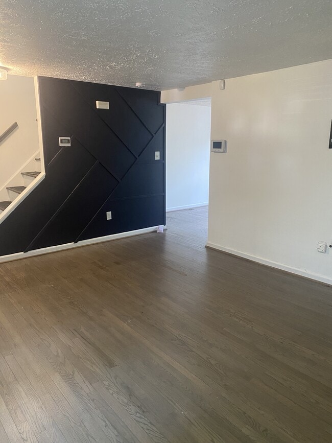 Building Photo - 9223 Redbridge Ct