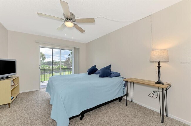 Building Photo - 102 Capri Isles Blvd