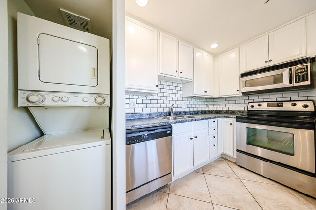 Building Photo - 4354 N 82nd St