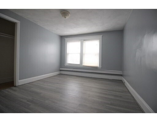 Building Photo - 10 Faxon Rd
