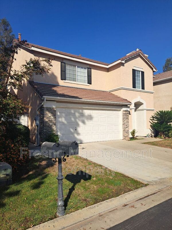 Building Photo - 7530 N Trellis Cir