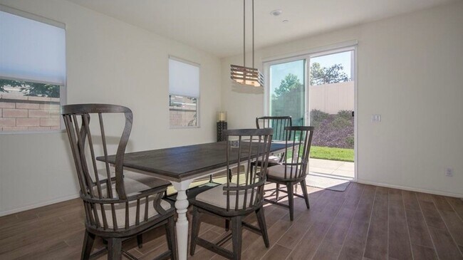 Building Photo - Beautiful 3-Bedroom, 2.5-Bathroom Home for...