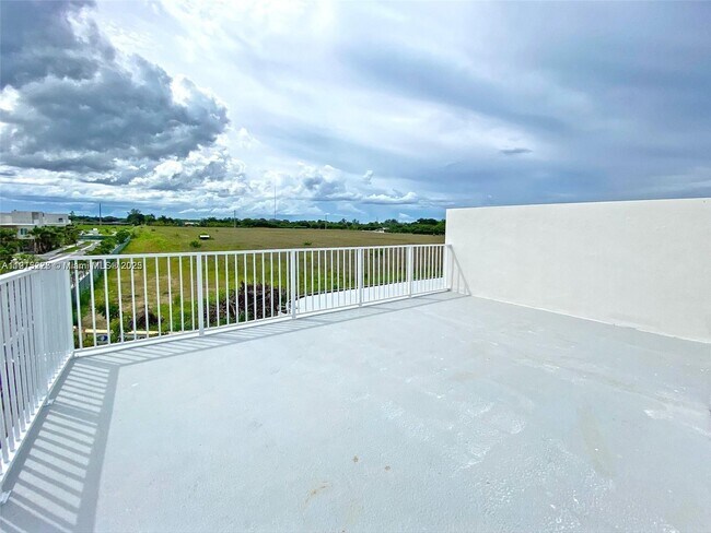 Building Photo - 25743 SW 144th Ave