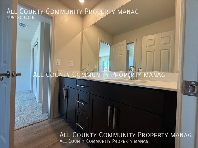 Building Photo - 26604 Ashley Rd