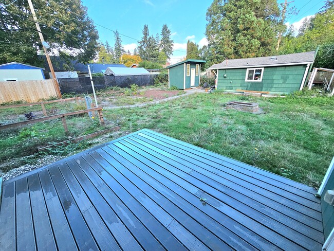 Building Photo - 5660 SE 125th Ave