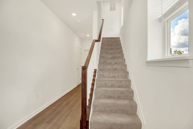 Building Photo - 11301 Carobel Ct