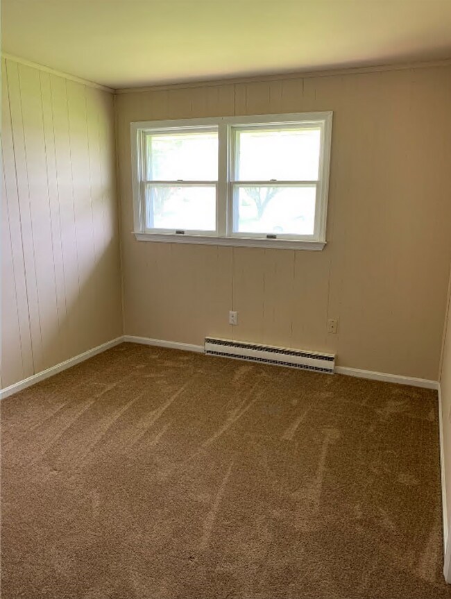 Building Photo - Spacious 3-Bedroom with Partially Finished Basement