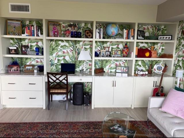 Building Photo - 806 Cypress Grove Ln