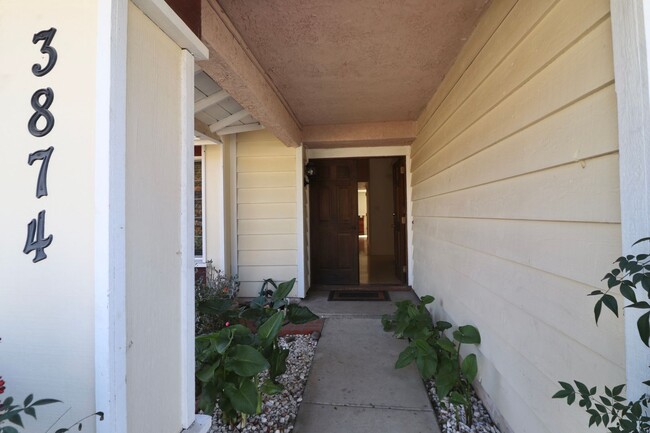 Building Photo - Gorgeous Newbury Park Family Neighborhood ...