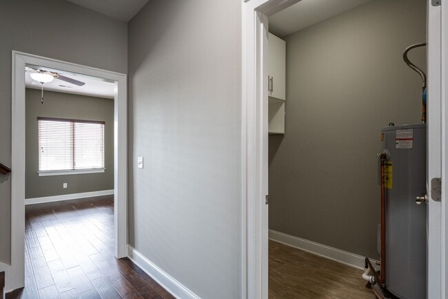 Building Photo - Location, Location , Location with this Be...