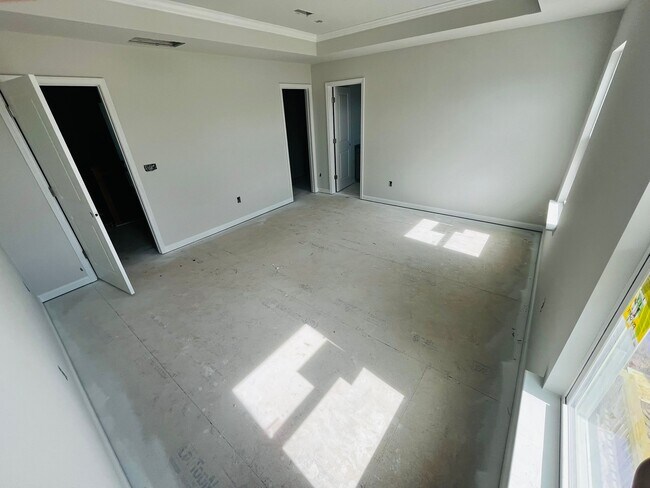 Building Photo - 1486 Hasse Ave