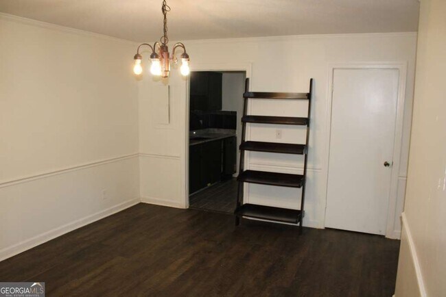 Building Photo - 146 Rue Fontaine